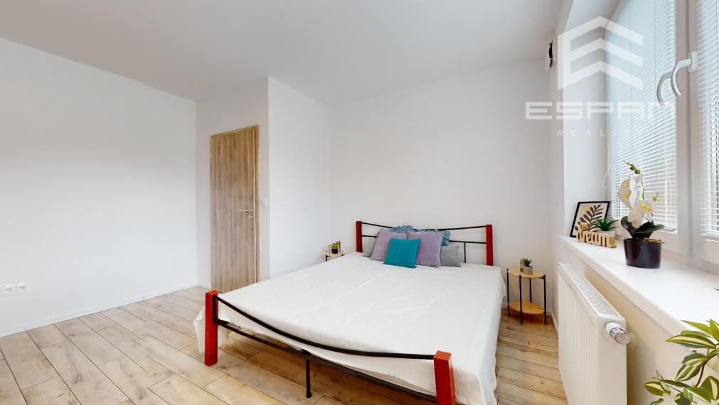 3 izbový byt v novostavbe s predzáhradkou a parkovaním