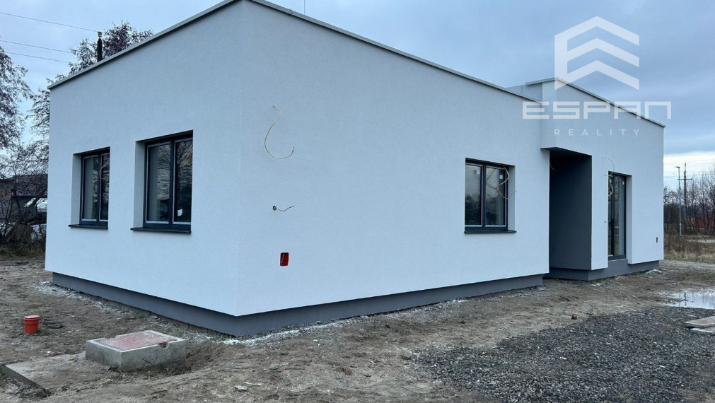 4 zbový rodinný bungalov s dobrou dispozícou a pozemkom o výmere 510 m2
