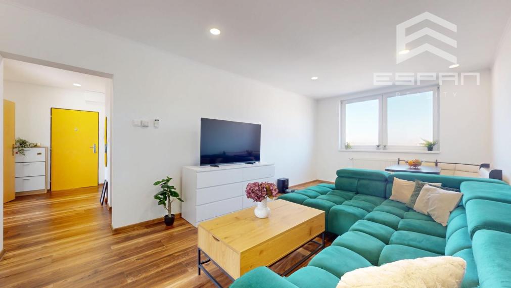 Vkusne zrekonštruovaný 3 izb. byt v byt. dome s garážou a pivnicou o výmere 16 m2!!