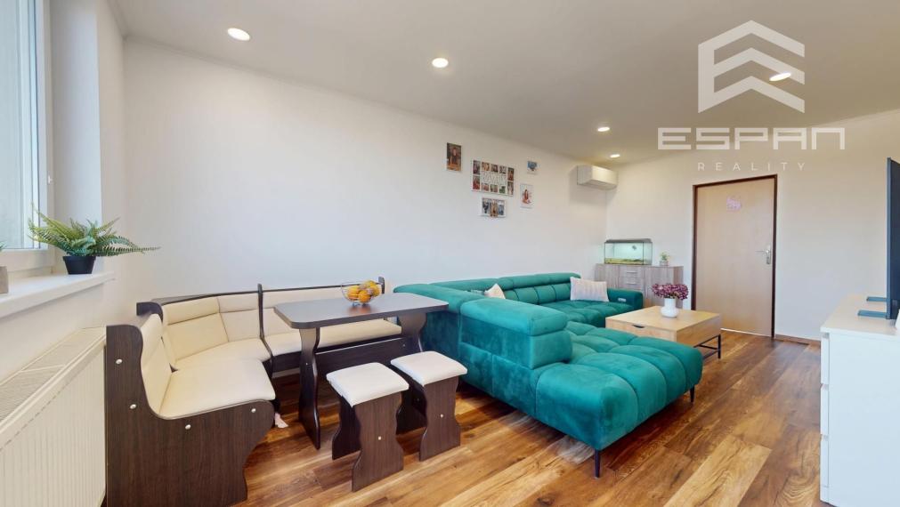 Vkusne zrekonštruovaný 3 izb. byt v byt. dome s garážou a pivnicou o výmere 16 m2!!