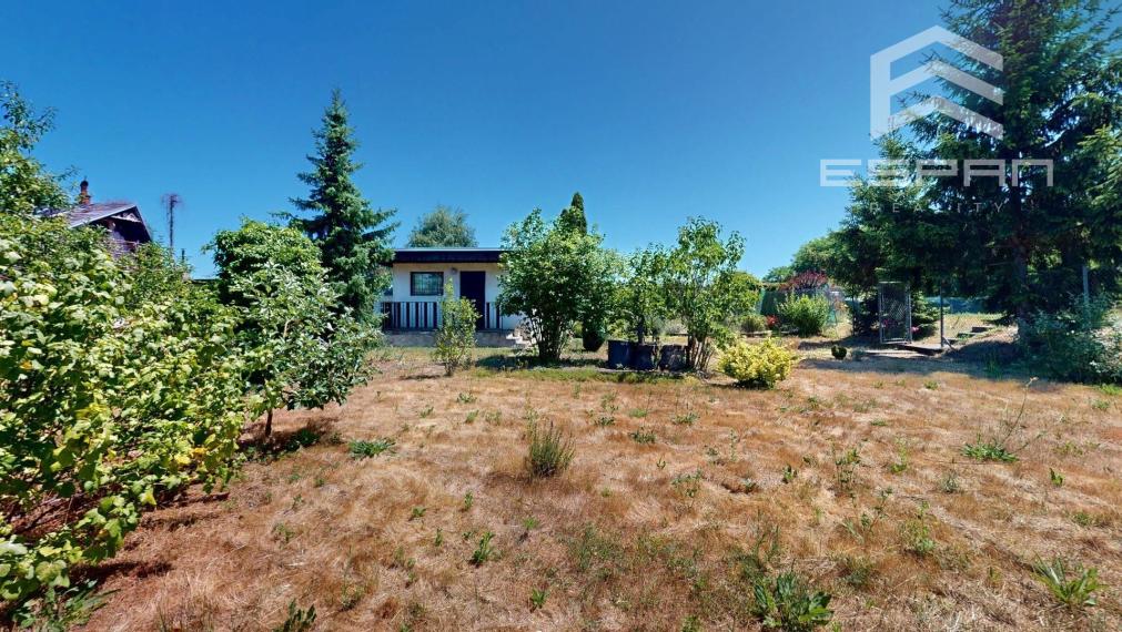 NA PREDAJ: Murovaná záhradá chatka v záhradkarskej oblasti Nad Výhonom/Malacky