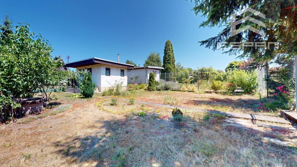 NA PREDAJ: Murovaná záhradá chatka v záhradkarskej oblasti Nad Výhonom/Malacky