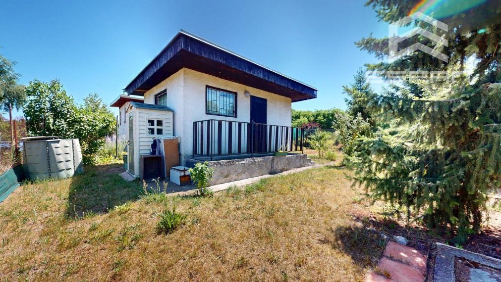 NA PREDAJ: Murovaná záhradá chatka v záhradkarskej oblasti Nad Výhonom/Malacky