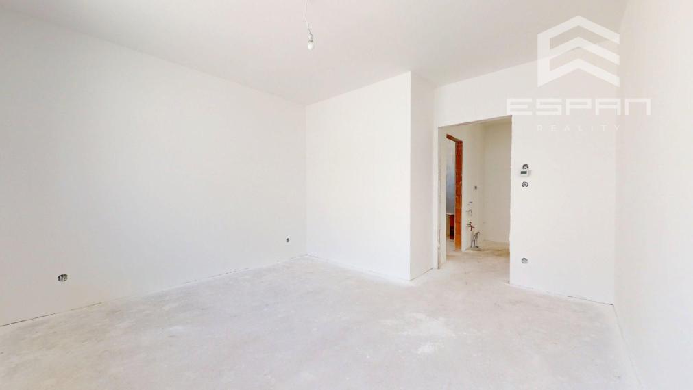 Novostavba 5 izb. rodinného domu s premyslenou dispozíciou v pokojnej lokalite v obci Kostolište