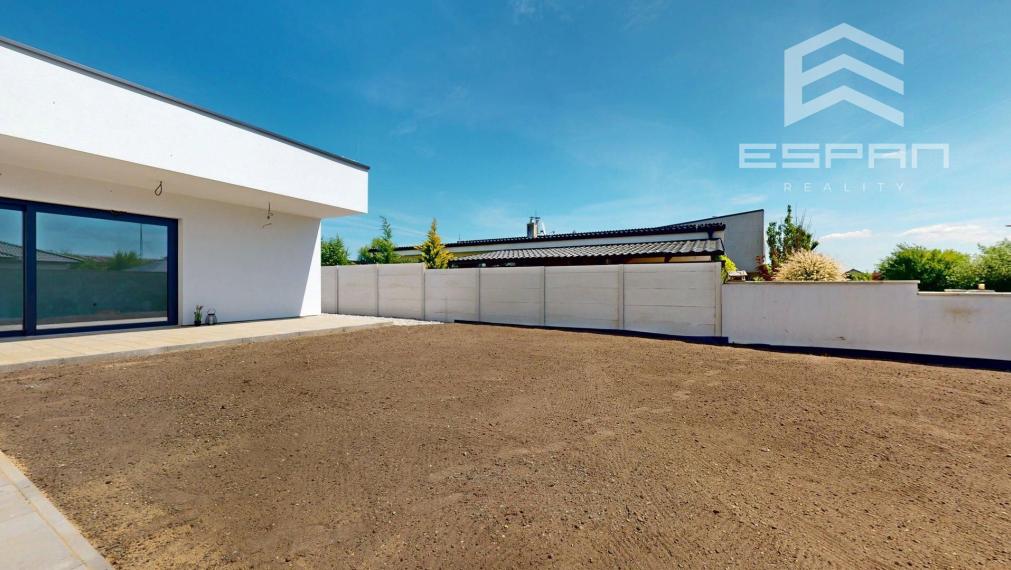 Novostavba 5 izb. rodinného domu s premyslenou dispozíciou v pokojnej lokalite v obci Kostolište