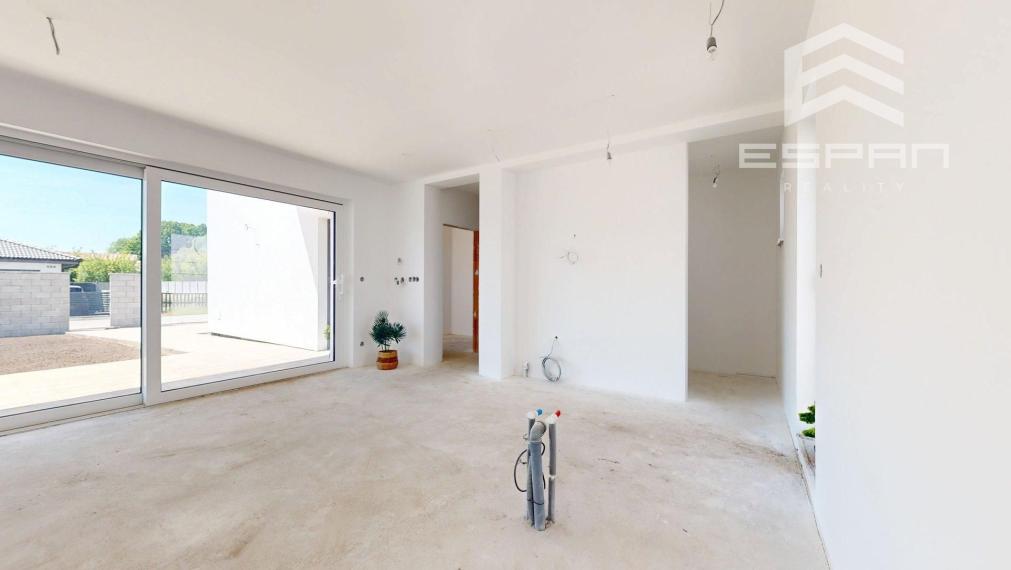 Novostavba 5 izb. rodinného domu s premyslenou dispozíciou v pokojnej lokalite v obci Kostolište