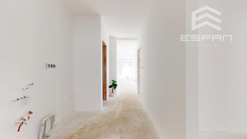 Novostavba 5 izb. rodinného domu s premyslenou dispozíciou v pokojnej lokalite v obci Kostolište