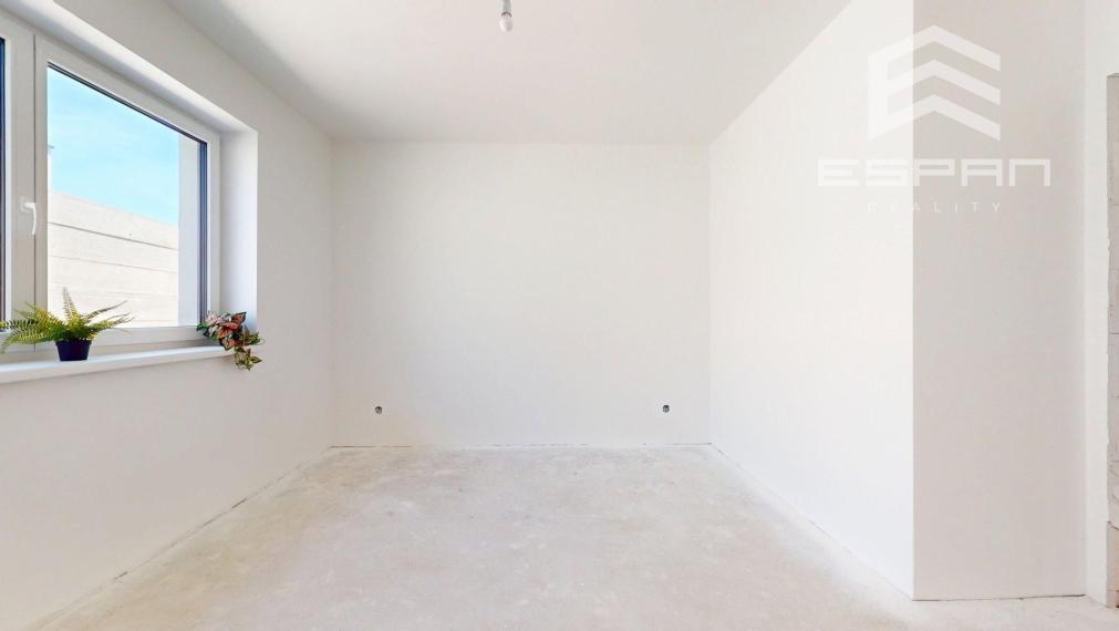 Novostavba 5 izb. rodinného domu s premyslenou dispozíciou v pokojnej lokalite v obci Kostolište