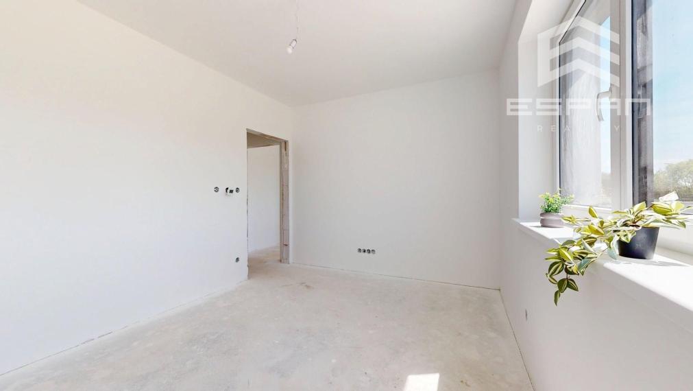 Novostavba 5 izb. rodinného domu s premyslenou dispozíciou v pokojnej lokalite v obci Kostolište