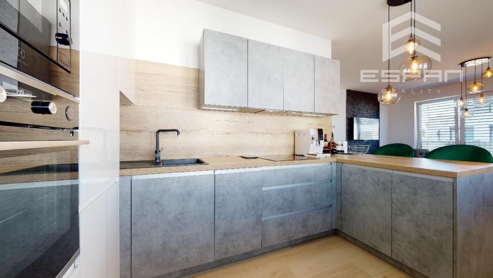 **NA PRENÁJOM: Exkluzívny 2 izbový byt s parkovaním v Kostolišti!!