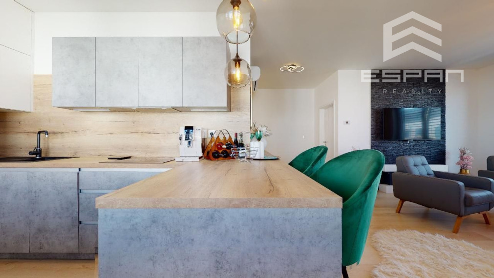 **NA PRENÁJOM: Exkluzívny 2 izbový byt s parkovaním v Kostolišti!!