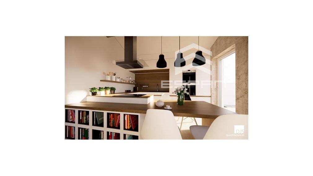 !REZERVOVANÉ!: 4 izb. rodinný dom s praktickou dispozíciou/Sekule