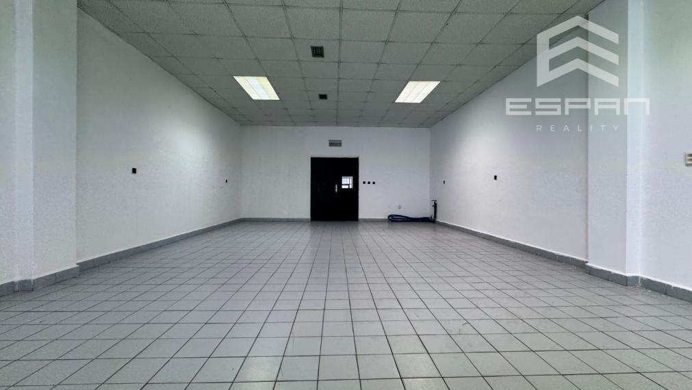 NA PRENÁJOM: Obchodný/kancelársky priestor o výmere 75 m2 na ul. Záhorácka v Malackách