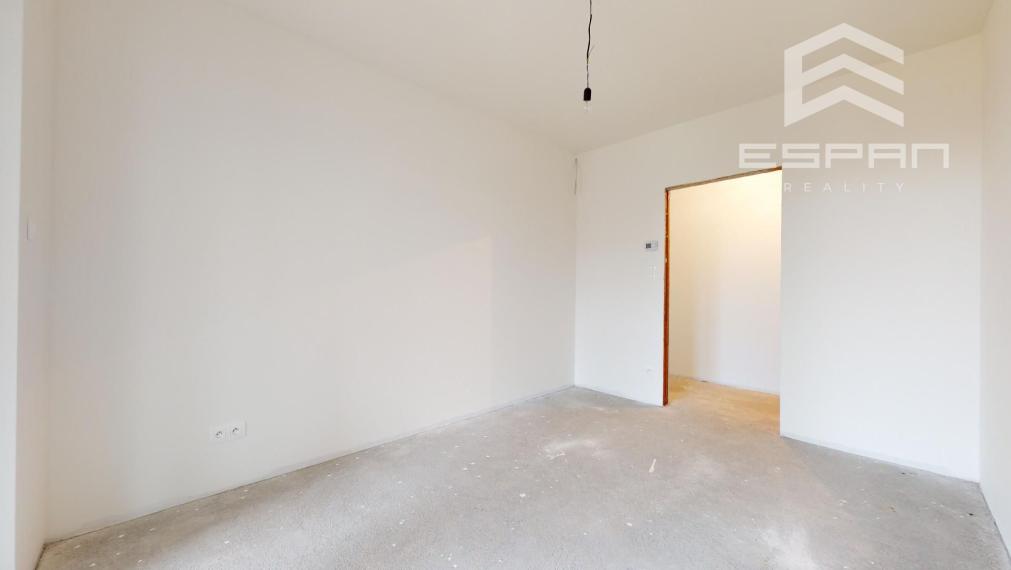 SKOLAUDOVANÝ 4 izb. rodinný bungalov s praktickou dispozíciou v obci Jablonové len 25 min od BA!!