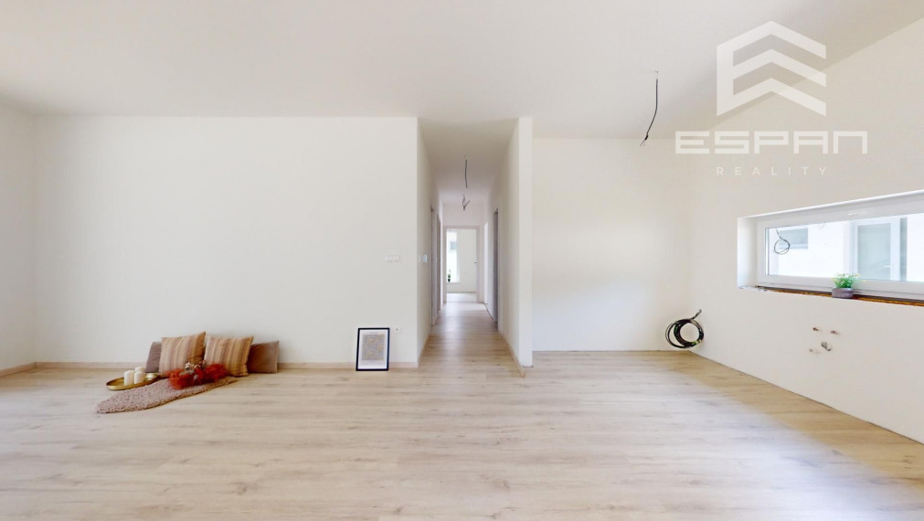 NOVOSTAVBA: 4 izb. rodinný bungalov vyhotovený v ŠTANDARDE v obci Sekule!!