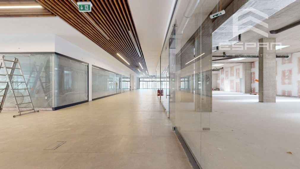 Obchodný priestor v pasáži Severin Residence & Shopping Center