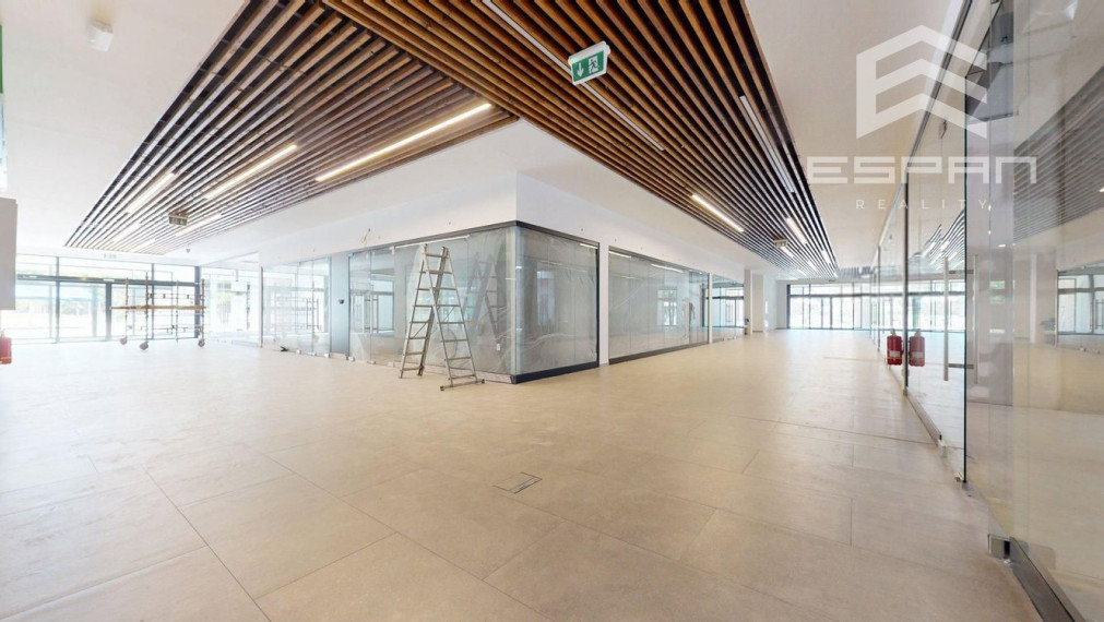 Obchodný priestor v pasáži Severin Residence & Shopping Center