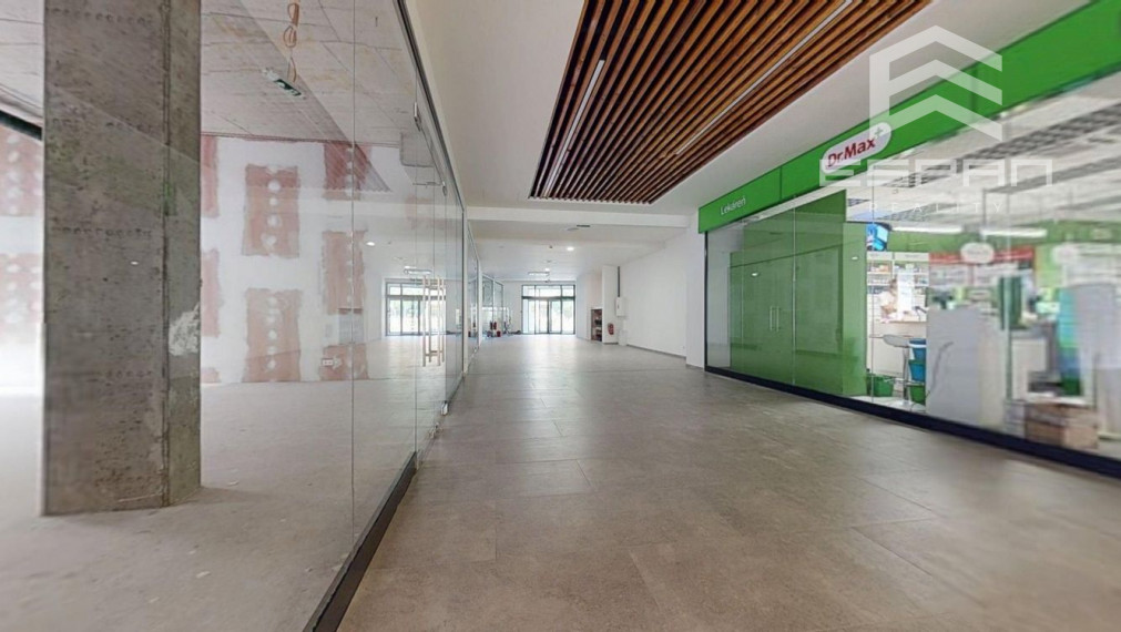 Obchodný priestor v pasáži Severin Residence & Shopping Center