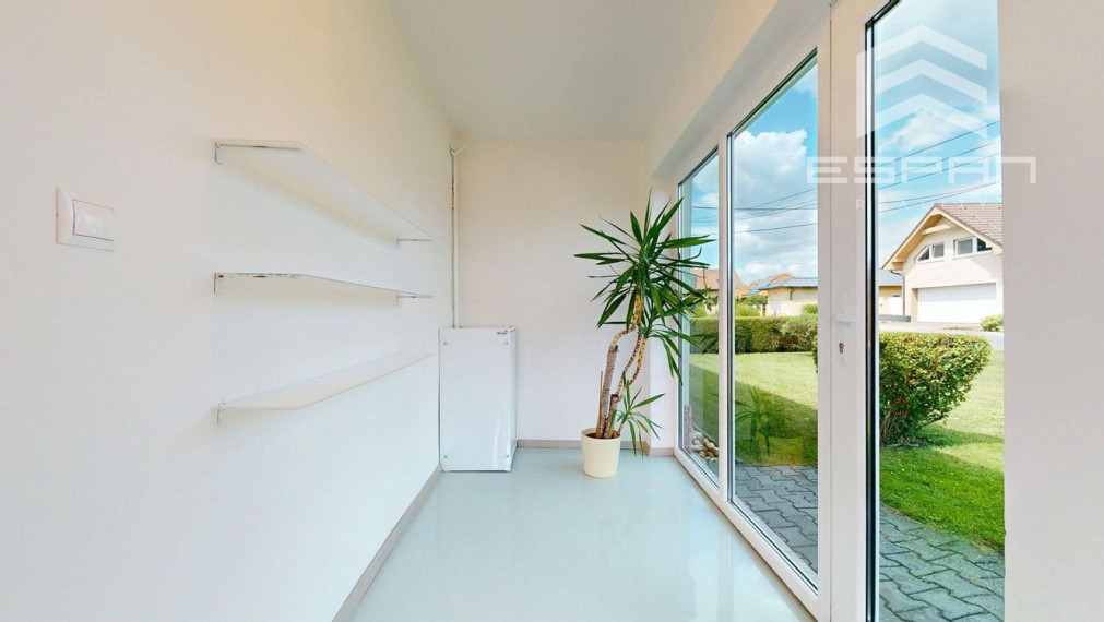 Rodinný dom s charizmou a úžasnou záhradou, vhodný aj pre viacgeneračné bývanie