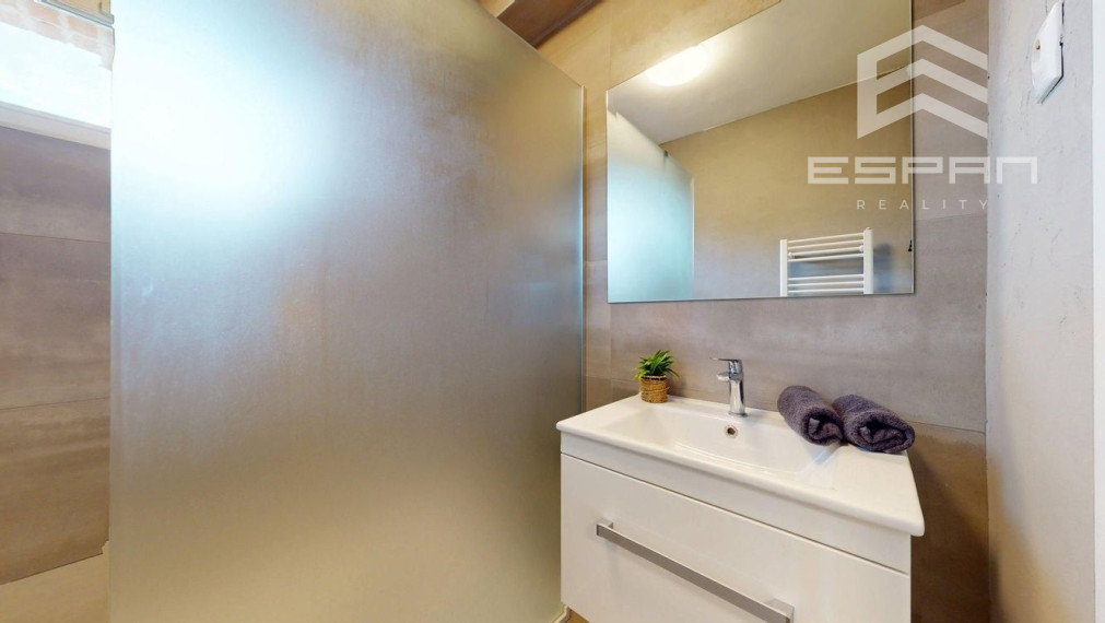 Rodinný dom s charizmou a úžasnou záhradou, vhodný aj pre viacgeneračné bývanie