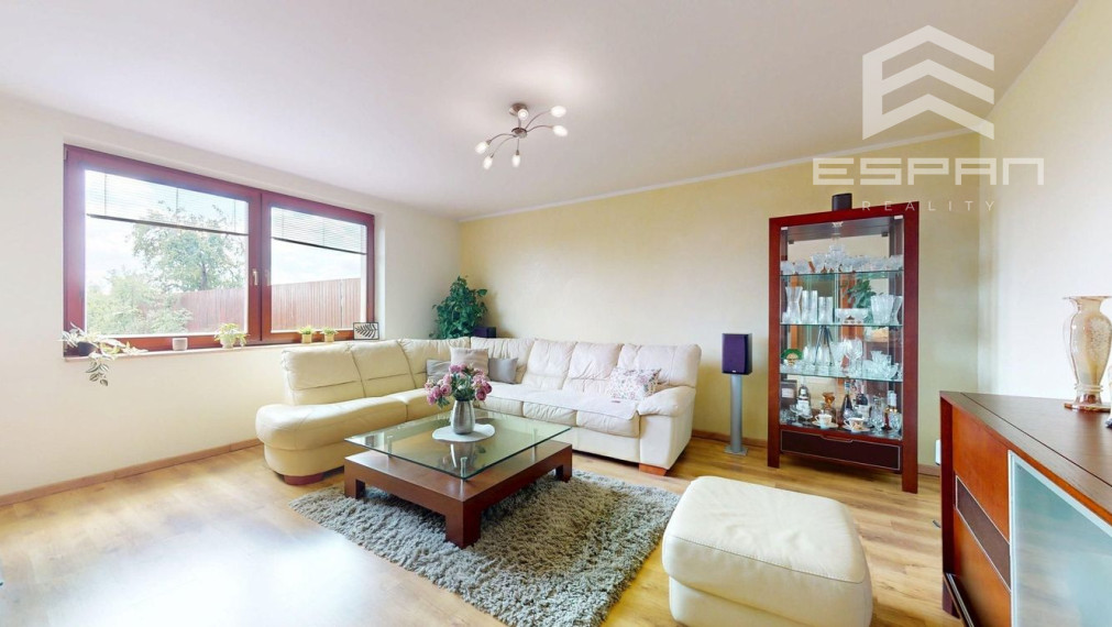 Rodinný dom s charizmou a úžasnou záhradou, vhodný aj pre viacgeneračné bývanie