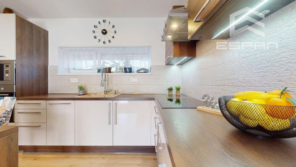 Rodinný dom v príjemnej lokalite, Píniova alej