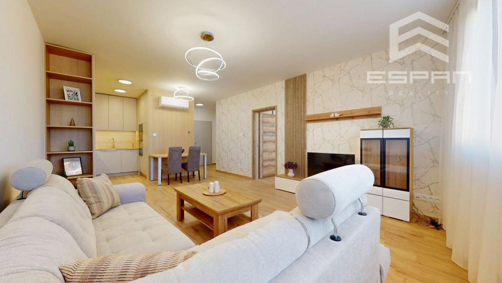 **NA PRENÁJOM: Nadštandardne zariadený 2 izbový byt vrátane krytého parkovania v CENTRE mesta Malacky!!**