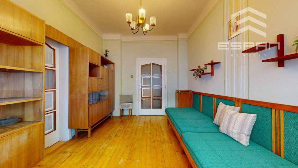 !!REZERVOVANÝ!! Dvojpodlažný rodinný dom v obci Lozorno