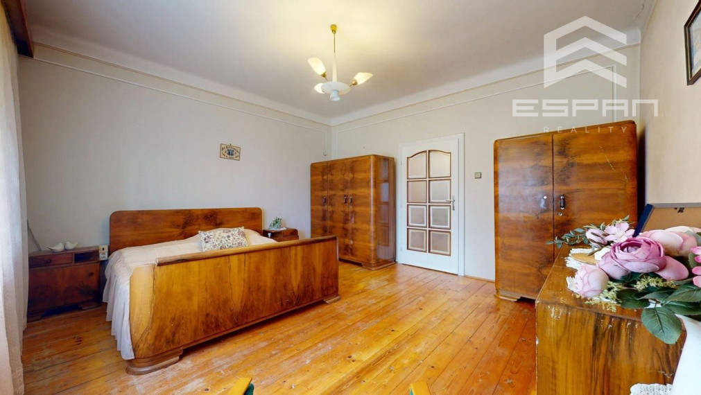 !!REZERVOVANÝ!! Dvojpodlažný rodinný dom v obci Lozorno