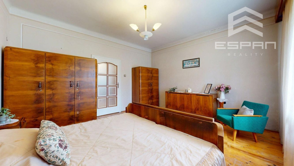 !!REZERVOVANÝ!! Dvojpodlažný rodinný dom v obci Lozorno