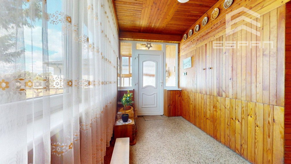 !!REZERVOVANÝ!! Dvojpodlažný rodinný dom v obci Lozorno