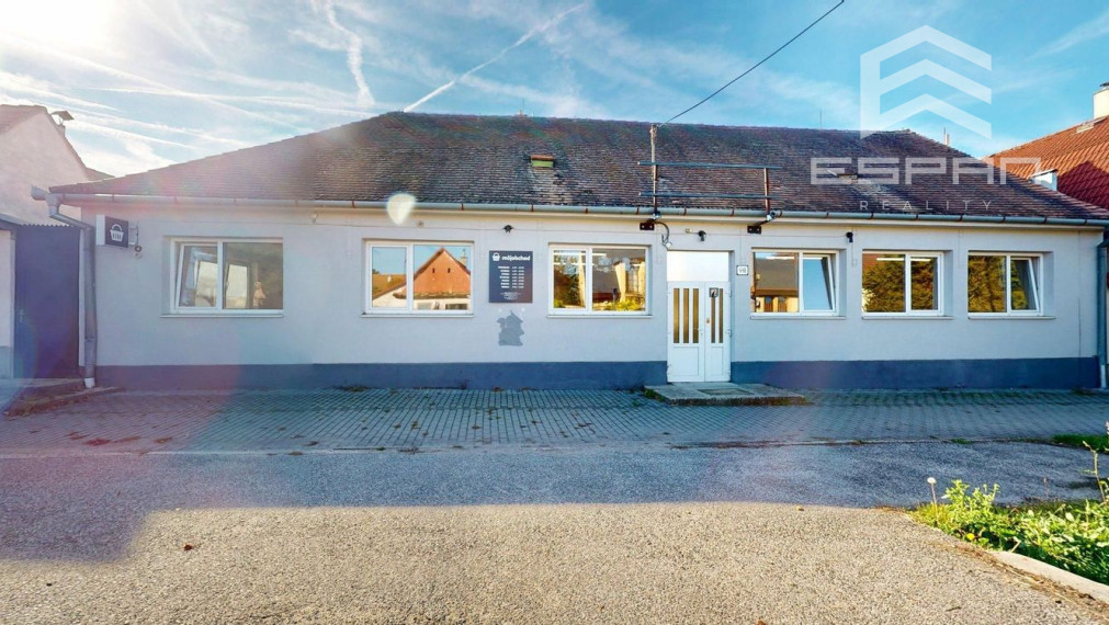 Prevádzka vhodná ako potraviny al. pre gastro účel, alebo iná prevádzka v obci Veľké Leváre, okr. MALACKY!!