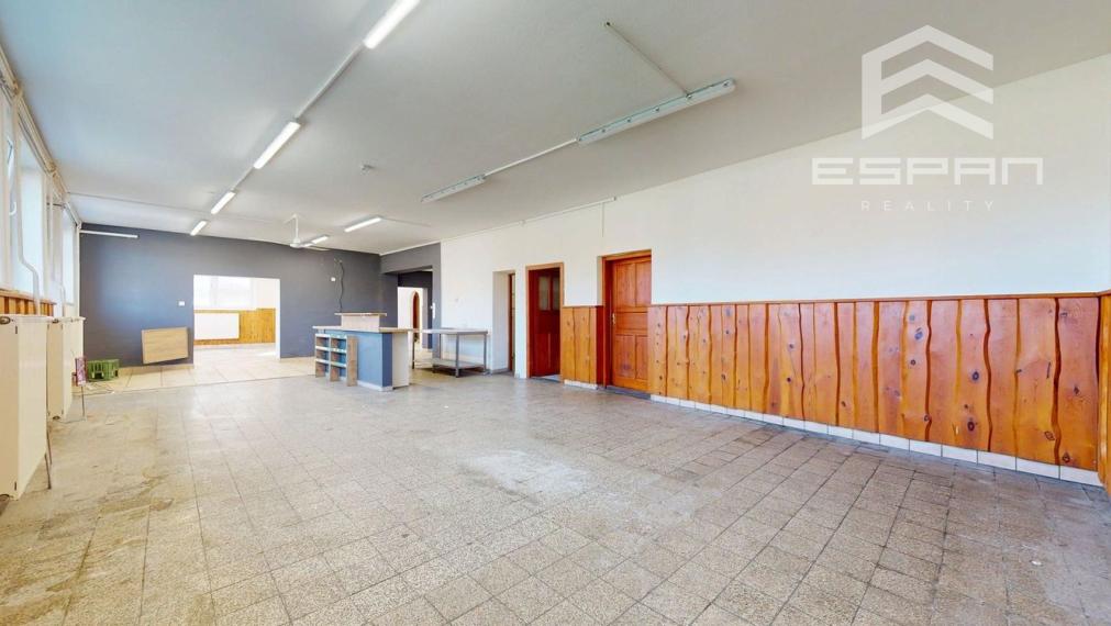 Prevádzka vhodná ako potraviny al. pre gastro účel, alebo iná prevádzka v obci Veľké Leváre, okr. MALACKY!!