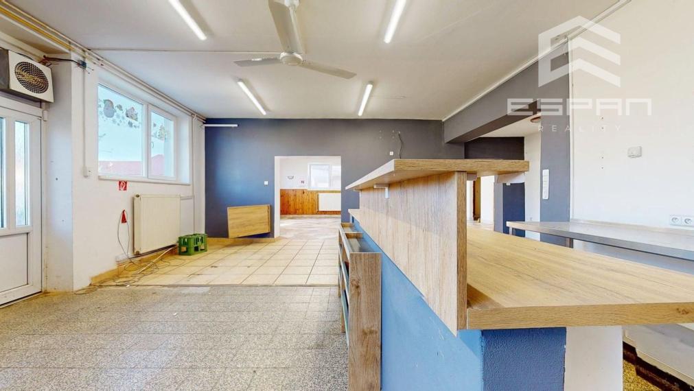 Prevádzka vhodná ako potraviny al. pre gastro účel, alebo iná prevádzka v obci Veľké Leváre, okr. MALACKY!!