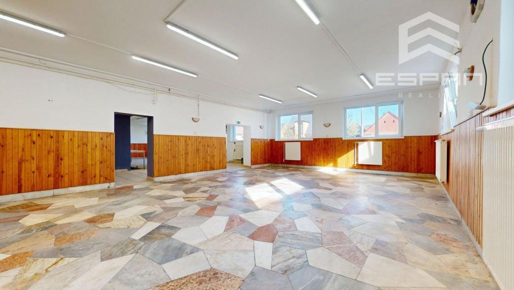 Prevádzka vhodná ako potraviny al. pre gastro účel, alebo iná prevádzka v obci Veľké Leváre, okr. MALACKY!!