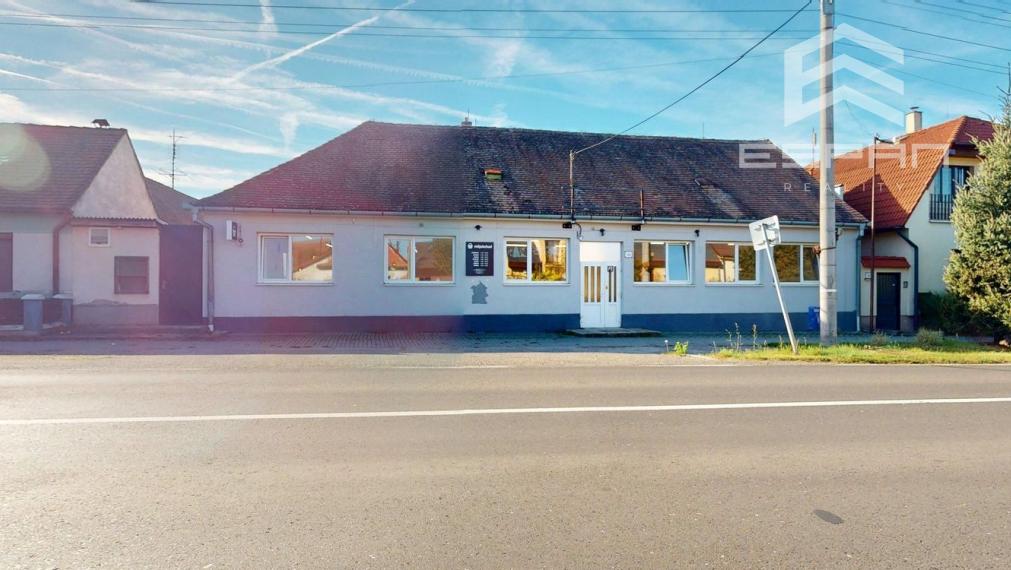 Prevádzka vhodná ako potraviny al. pre gastro účel, alebo iná prevádzka v obci Veľké Leváre, okr. MALACKY!!