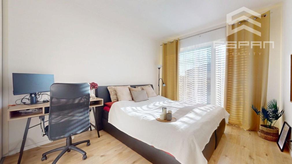 Moderný 3 izbový byt s predzáhradkou a parkovaním pre 2 autá/ Kostolište