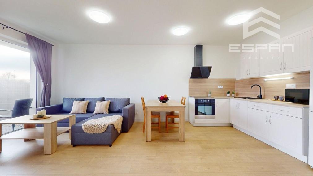 Kompletne zariadený 1i byt s predzáhradkou, Rohožník