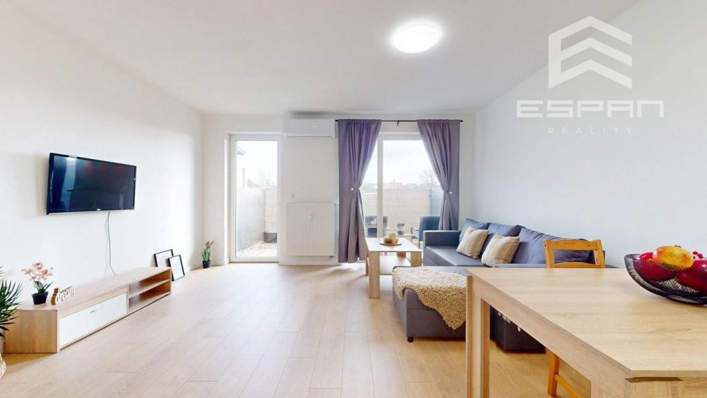 Kompletne zariadený 1i byt s predzáhradkou, Rohožník