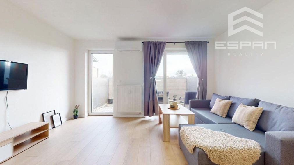 Kompletne zariadený 1i byt s predzáhradkou, Rohožník