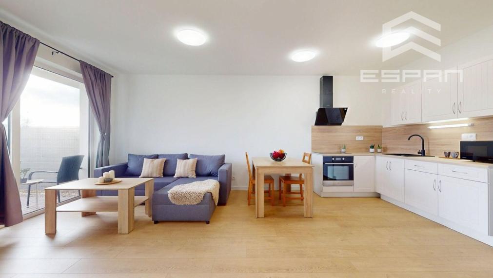 Kompletne zariadený 1i byt s predzáhradkou, Rohožník