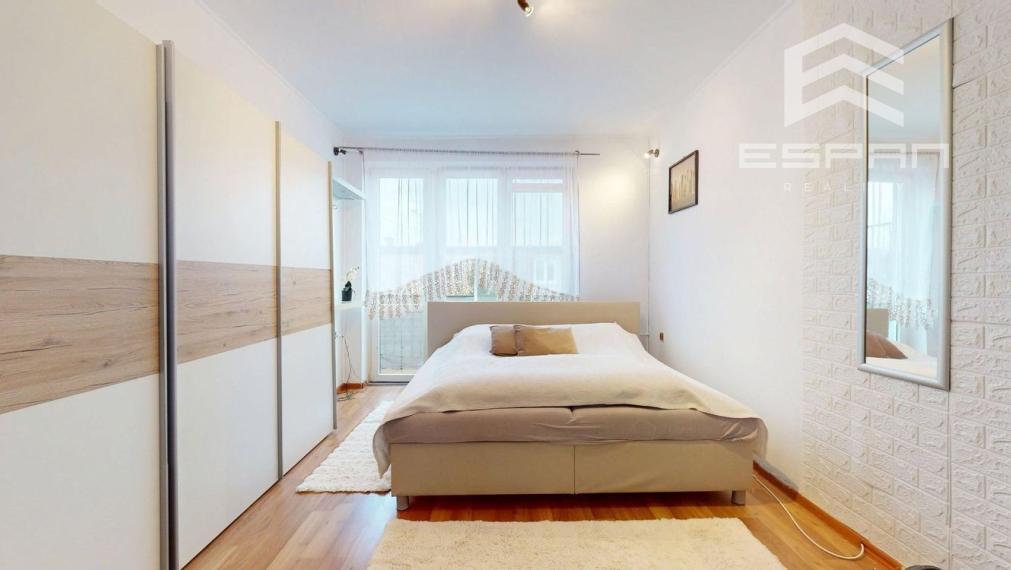 3 izbový byt s balkónom v blízkosti centra aj vlakovej stanice 