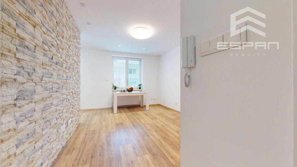 Moderný 2i byt po kompletnej rekonštrukcii