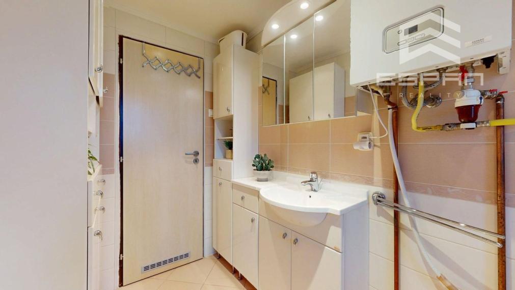 3 izbový byt s vlastným vykurovaním v pokojnej časti mesta Malacky 