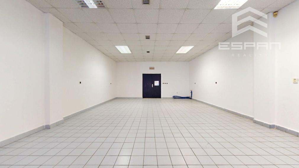 NA PRENÁJOM: Obchodný/kancelársky priestor o výmere 75 m2 na ul. Záhorácka v Malackách