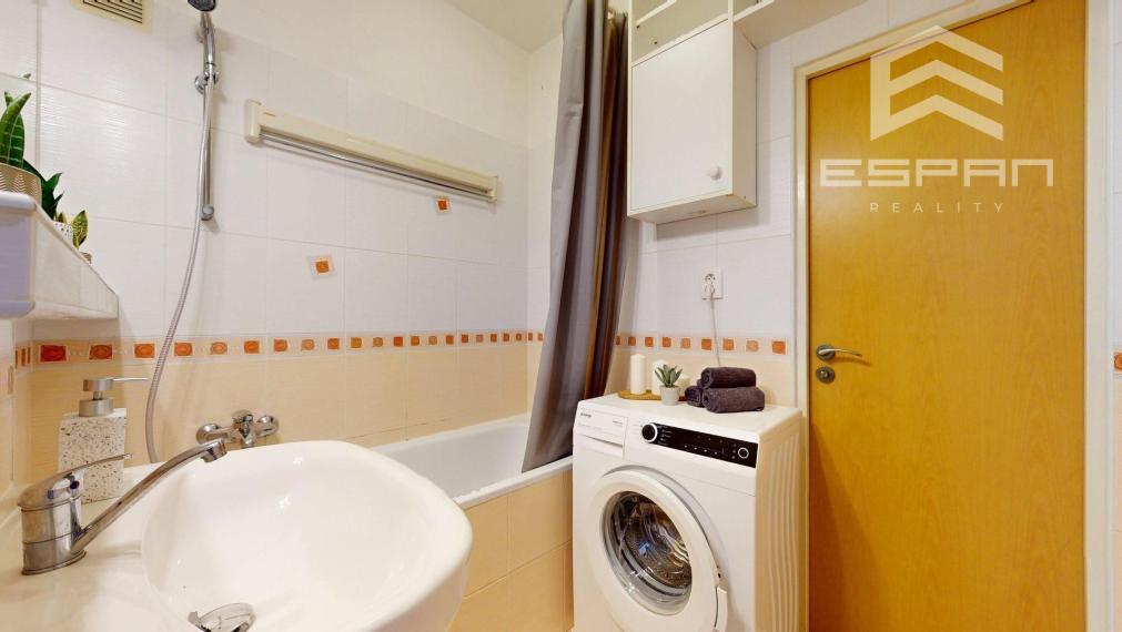 Na prenájom zariadený 2 izbový byt, Exnárova