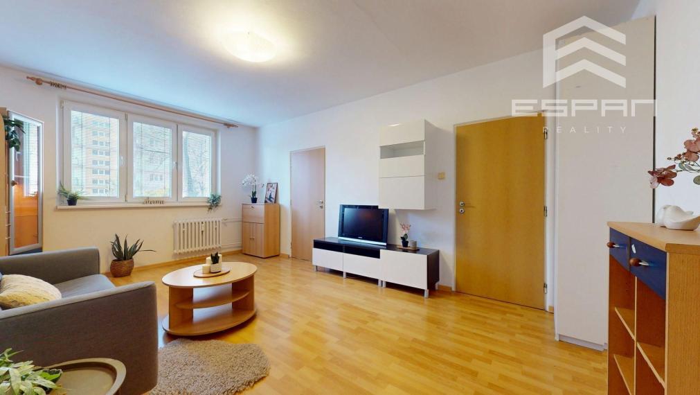 Na prenájom zariadený 2 izbový byt, Exnárova