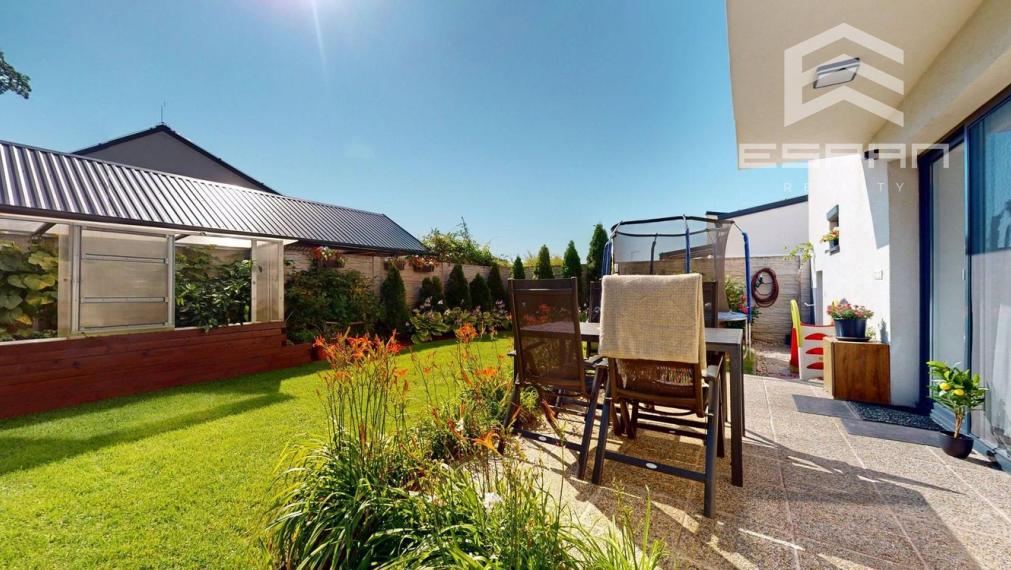 REZERVOVANÉ: Rodinný dom v príjemnej lokalite, Píniova alej