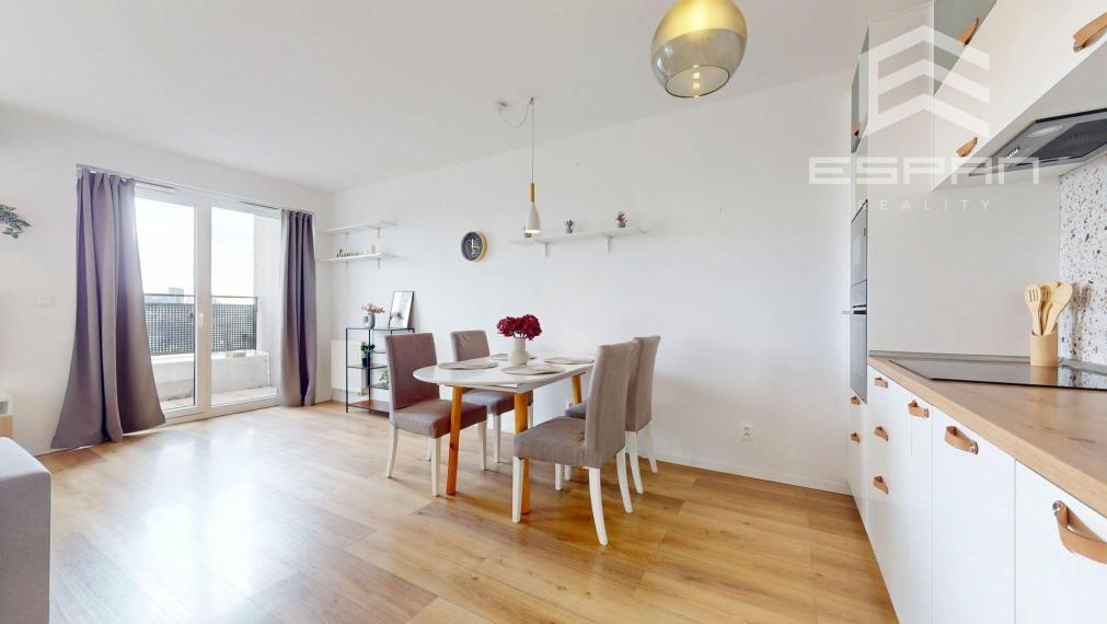 Slnečný 2 izbový byt v blízkosti vlakovej aj autobusovej stanice