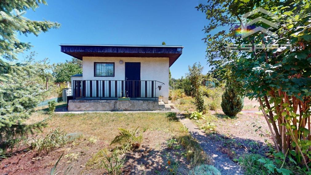 NA PREDAJ: Murovaná záhradá chatka v záhradkarskej oblasti Nad Výhonom/Malacky